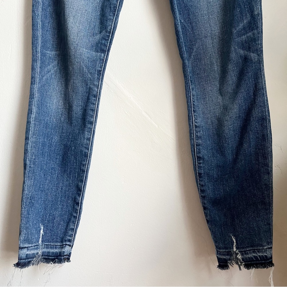 🎉SALE🎉 Frame Le Skinny de Jeanne Crop in Roberts - Picture 3 of 10